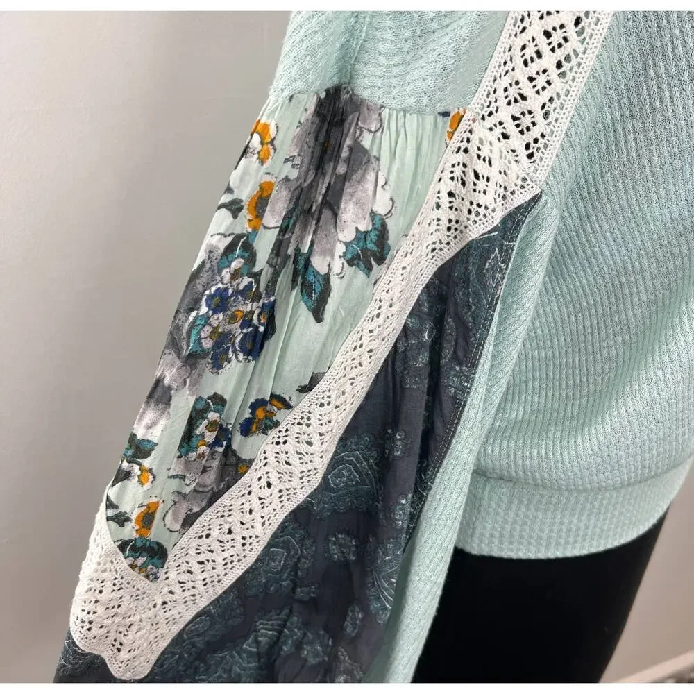 FREE PEOPLE Mint Blue Floral Printed Lace Trim Knit Pullover Shirt Top Boho XS